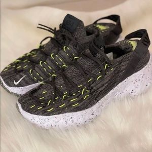 Nike Space Hippie 04 black volt NWT size 7
